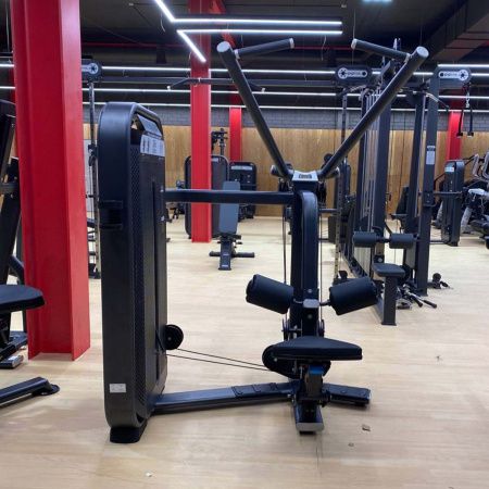 E7035 Тяга сверху. Вертикальный блок. Стек 110 кг