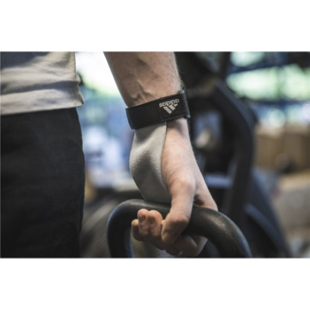 ADAC-13151  Накладки на ладонь для захвата Adidas, кожа – размер S/M (пара)