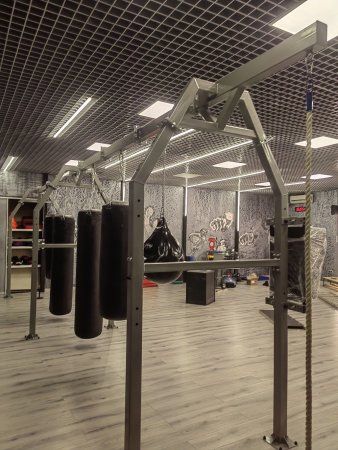 Рама напольная для подвеса боксерских мешков