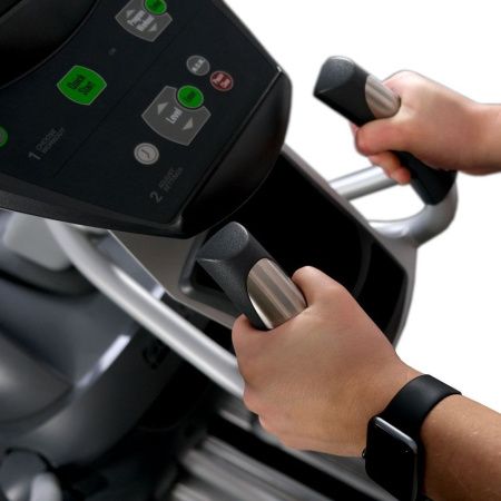 Эллиптический тренажер OCTANE FITNESS Q37X