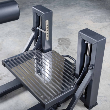 A2011 Отведение – Приведение ног стоя. Махи ногами. Стек 100 кг