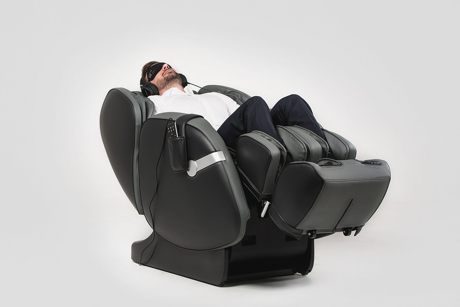 Массажное кресло BetaSonic 2 Braintronics grey-black