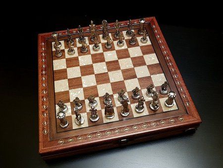 Шахматы "Эпоха империй" орех антик