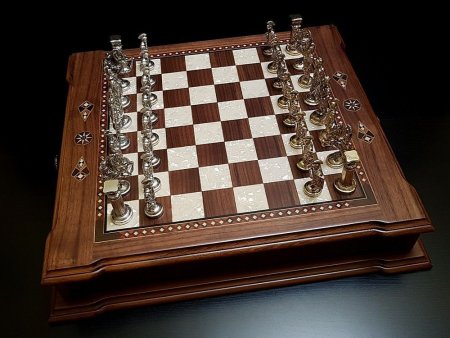 Шахматы подарочные "Цитадель" орех антик