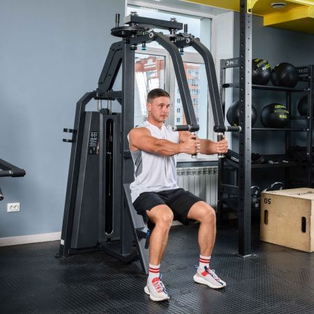 U3007C Баттерфляй - задние дельты. Стек 109 кг