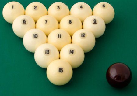 Комплект бильярдных шаров 68 мм "Aramith Standard", красный биток