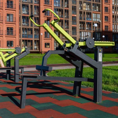 P-1807 Уличный тренажер Вертикальная тяга с переменной нагрузкой ZAVODSPORTA