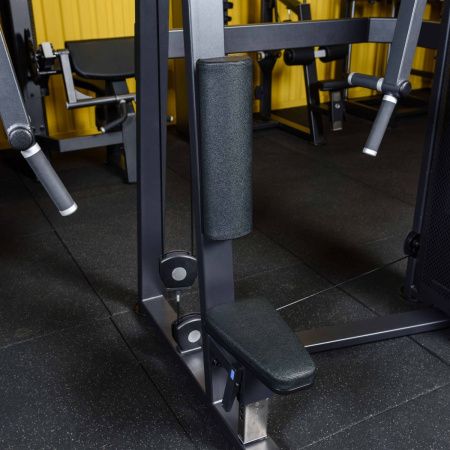 U3007D Баттерфляй - задние дельты. Стек 109 кг