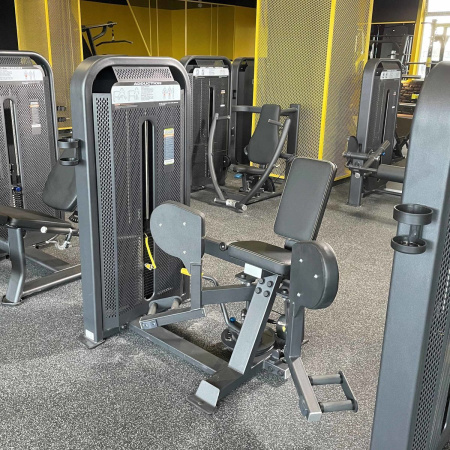 U3022D (E5022) Сведение ног сидя. Стек 109 кг