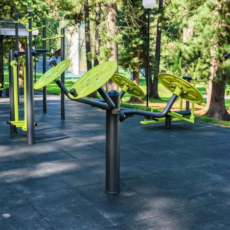 S-1002 Уличный тренажер для мышц плечевого пояса (большие тарелки) ZAVODSPORTA