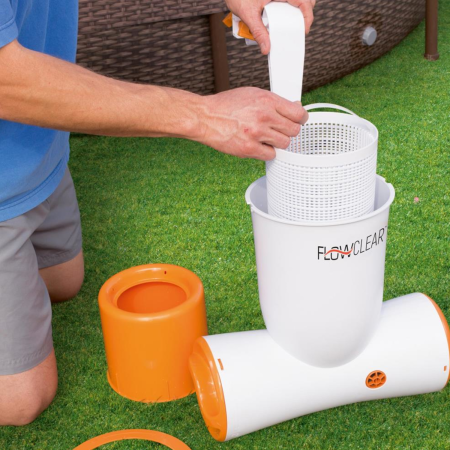 Фильтр-насос картриджный Bestway со скиммером / 58469 (3974 л/ч)