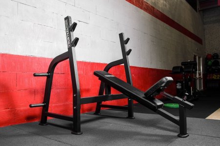 Олимпийская наклонная скамья для жима