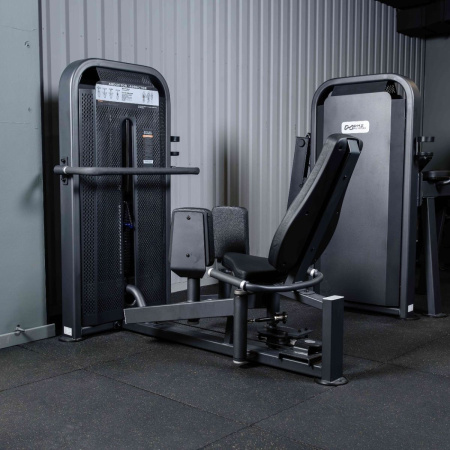 U3021D Сведение/Разведение ног сидя. Стек 95 кг