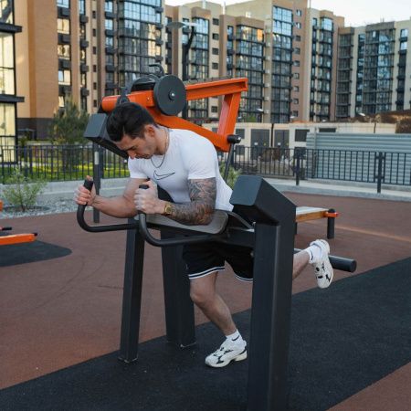 P-1810 Уличный тренажер Глют-машина (ягодицы) с переменной нагрузкой ZAVODSPORTA