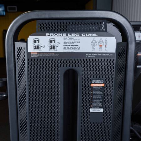 U3001D Сгибание ног лежа. Стек 94 кг