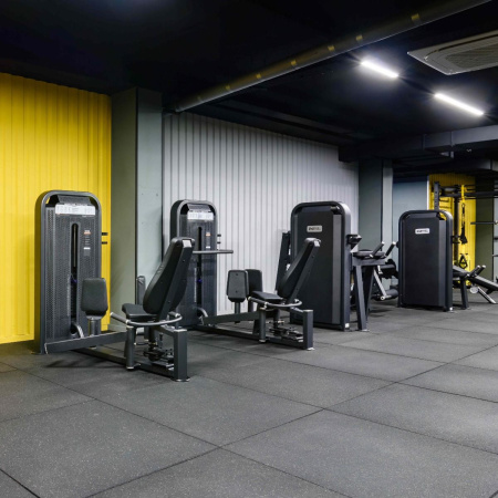 U3021D Сведение/Разведение ног сидя. Стек 95 кг