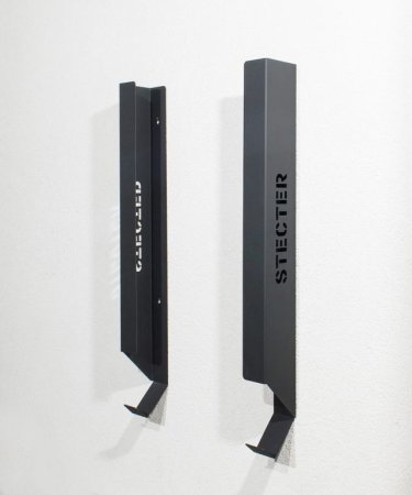 Настенный кронштейн для массажных роликов