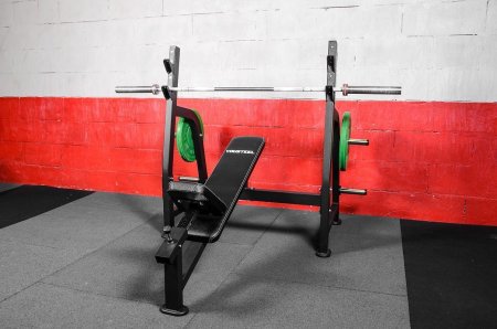 Олимпийская наклонная скамья для жима