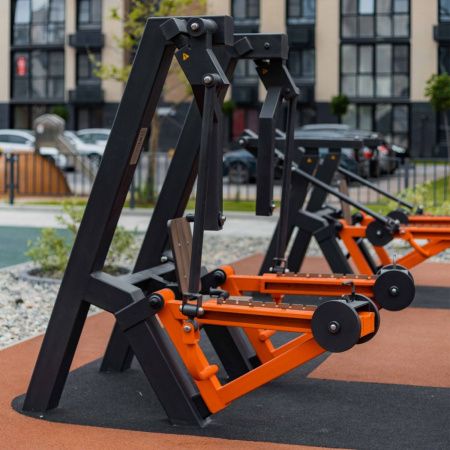 P-1812.1 Уличный тренажер Жим сидя с переменной нагрузкой ZAVODSPORTA