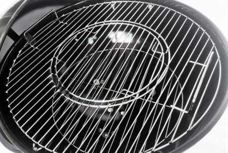 Круглый угольный гриль 22 дюйма (57 см) TEMPER