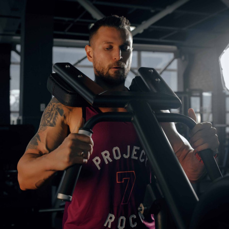 E7010JZ Голень стоя. Стек 135 кг